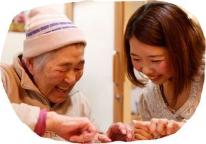 介護レクおばあちゃん2.JPGのサムネイル画像